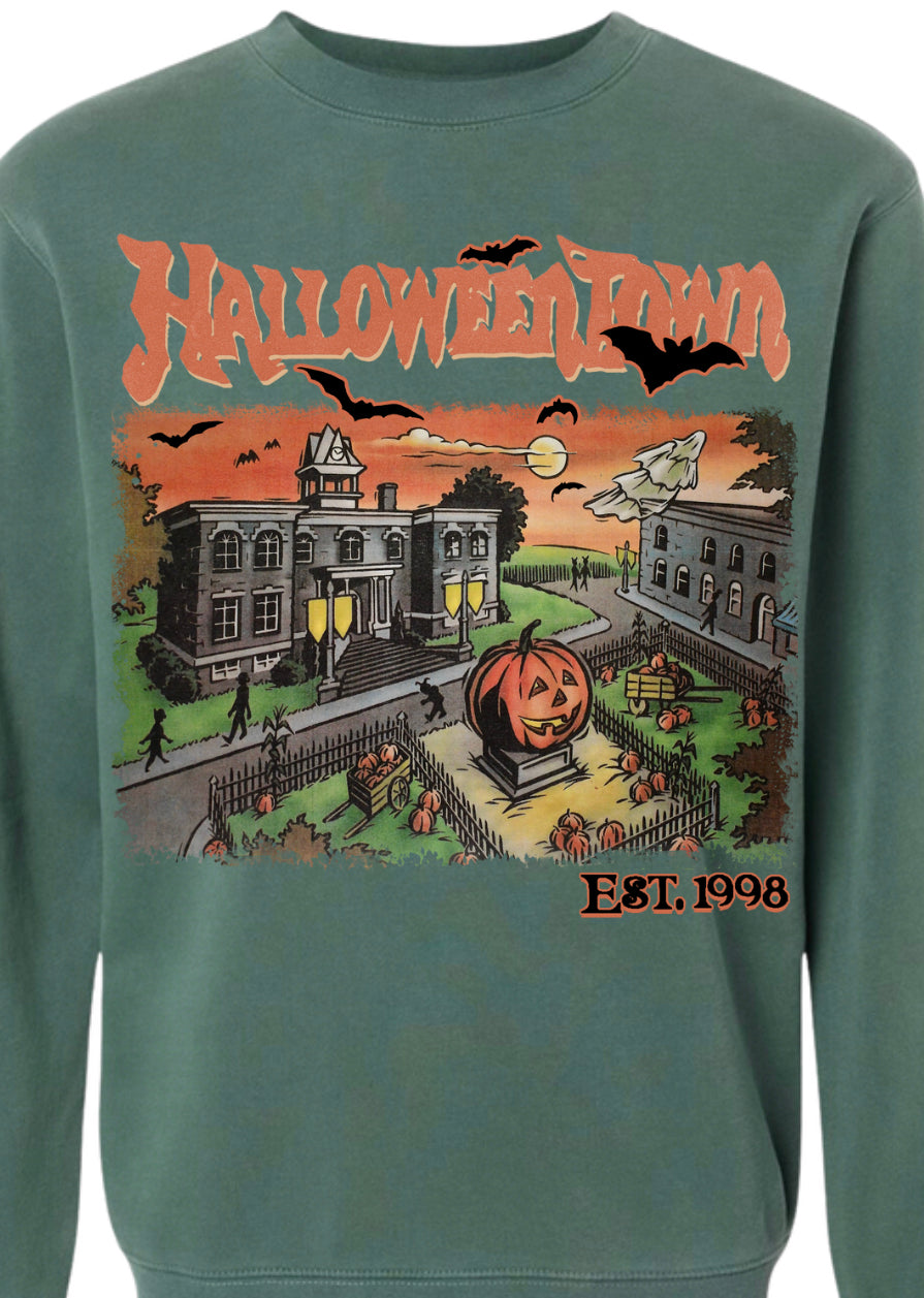 Halloweentown Est. 1998 🎃🧡